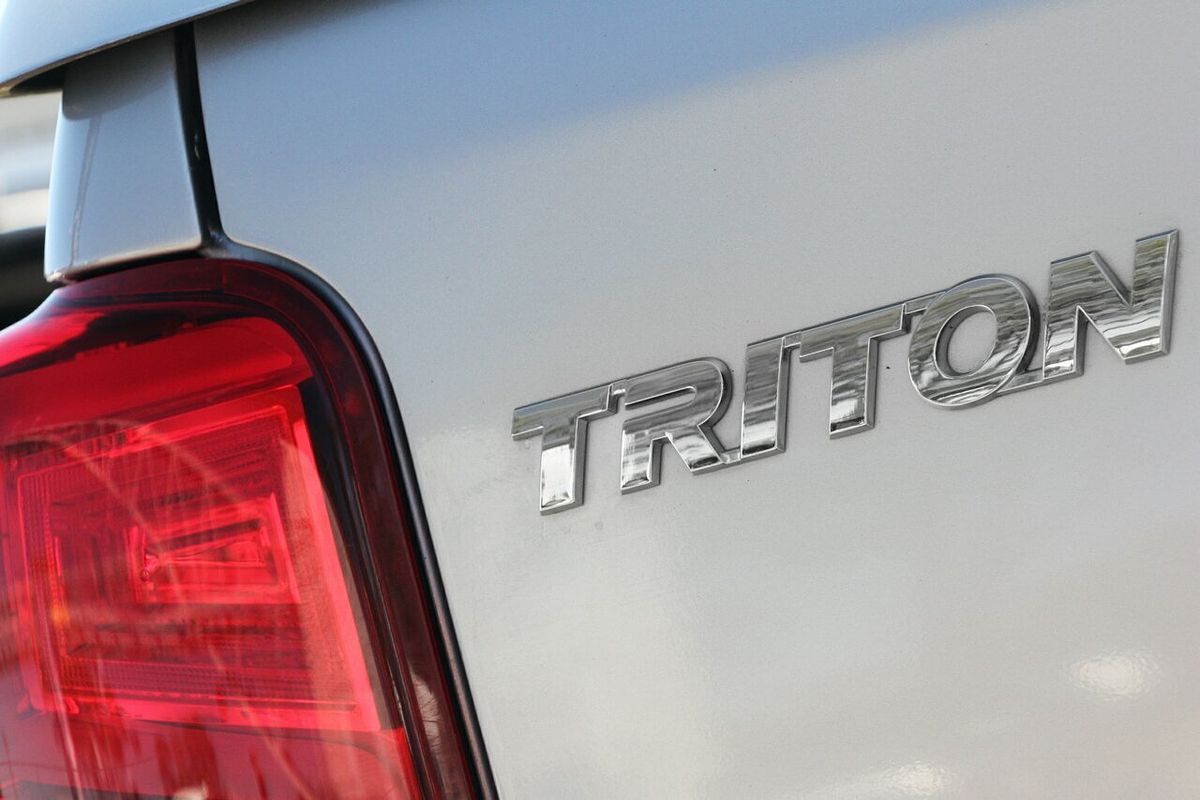 2019 Mitsubishi Triton GLS Premium MR 4X4