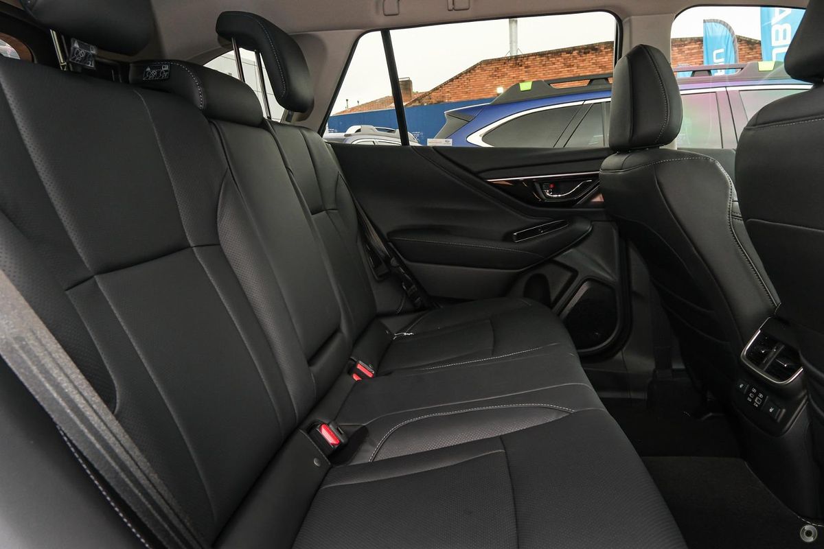 2025 Subaru Outback AWD Touring 6GEN