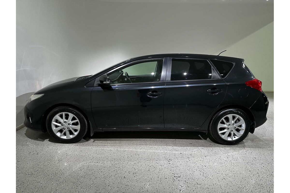 2014 Toyota Corolla Ascent Sport ZRE182R