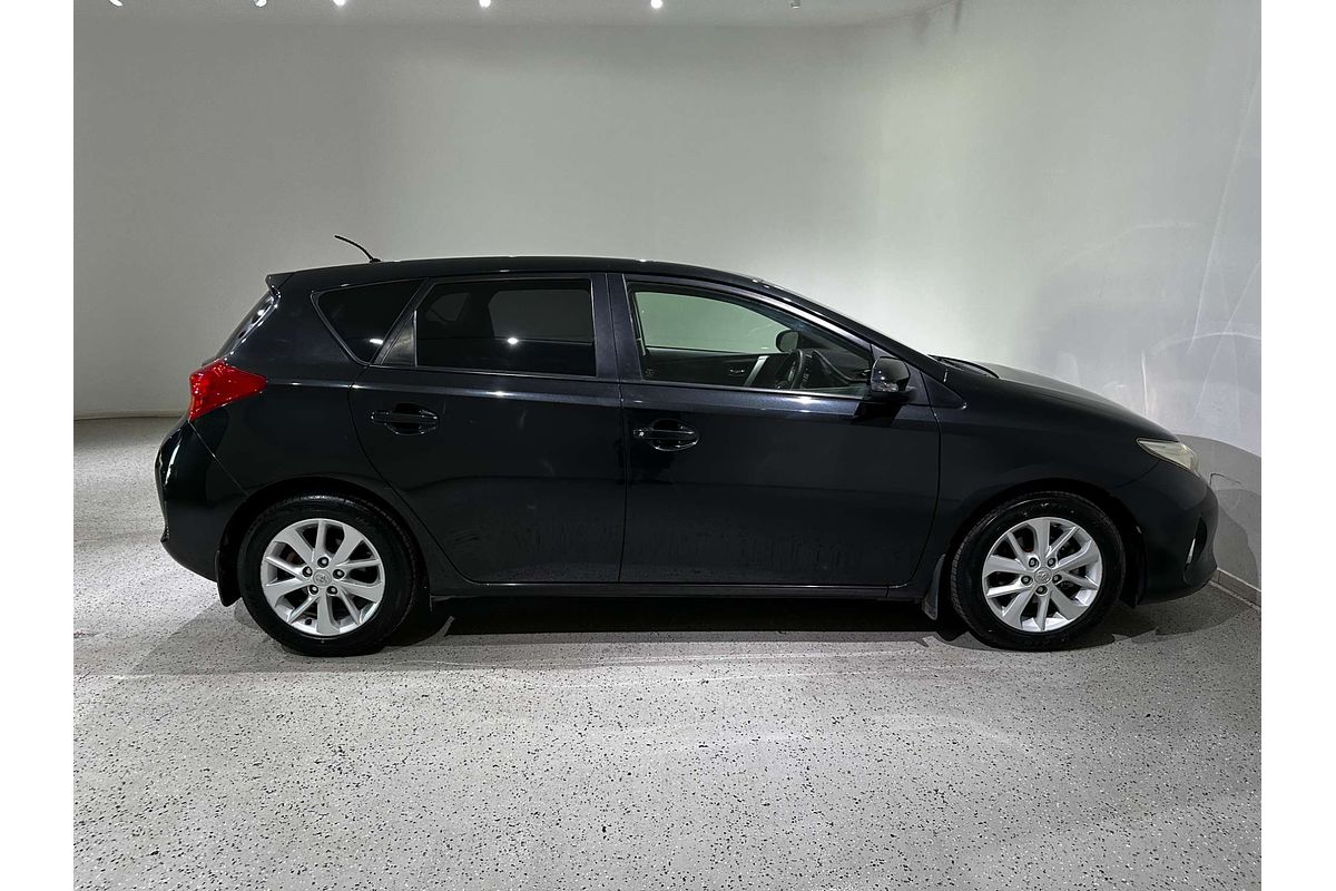 2014 Toyota Corolla Ascent Sport ZRE182R