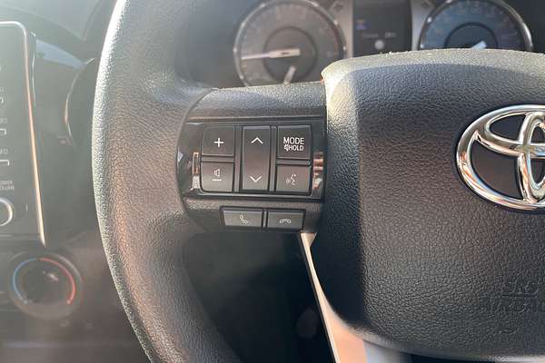 2020 Toyota Hilux SR GUN126R 4X4