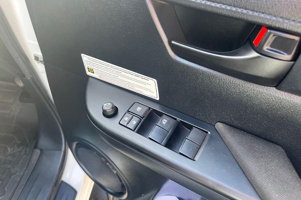 2020 Toyota Hilux SR GUN126R 4X4