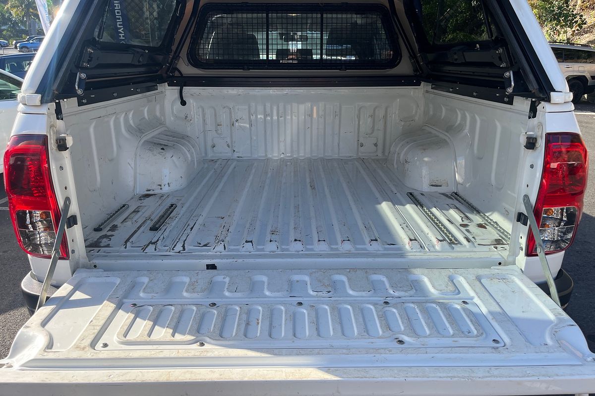 2020 Toyota Hilux SR GUN126R 4X4