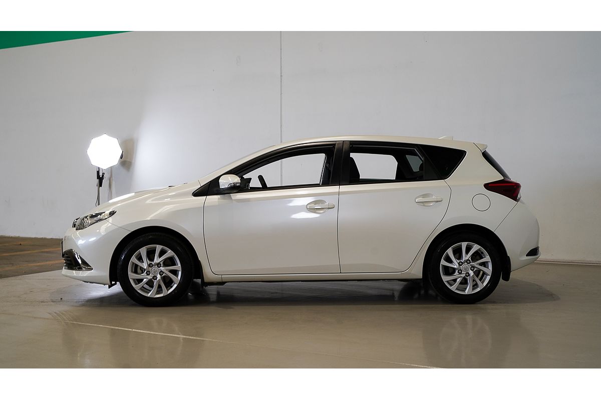 2016 Toyota Corolla Ascent Sport ZRE182R