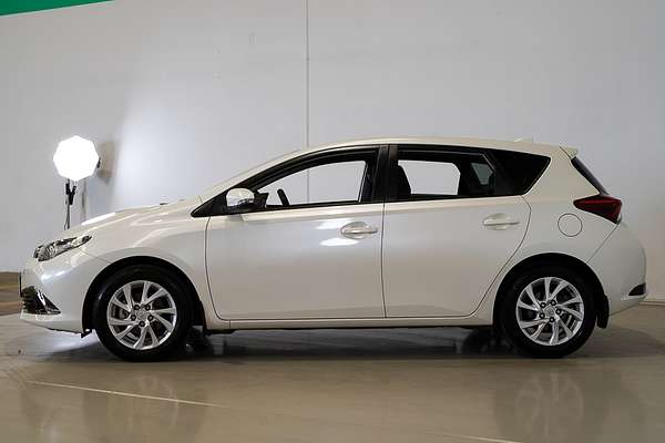 2016 Toyota Corolla Ascent Sport ZRE182R