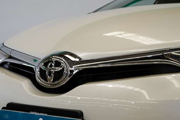 2016 Toyota Corolla Ascent Sport ZRE182R