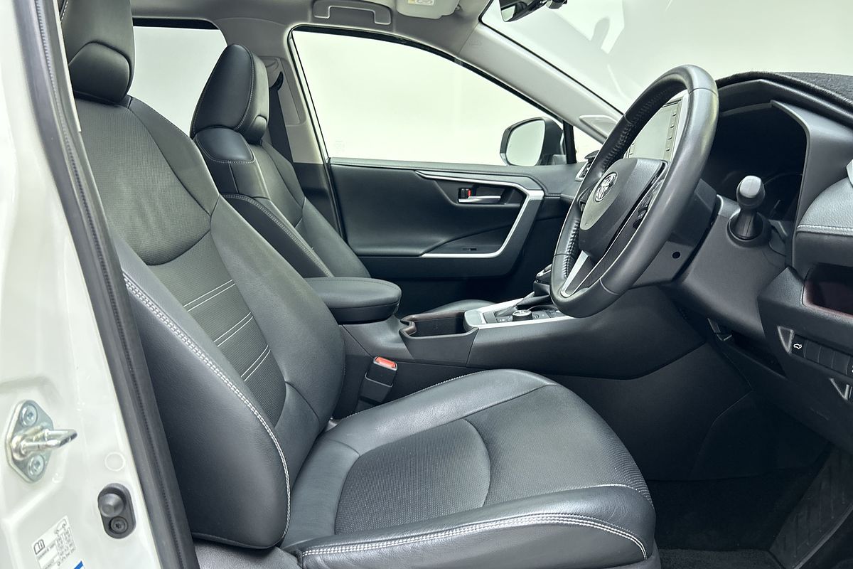 2022 Toyota RAV4 Cruiser AXAH54R