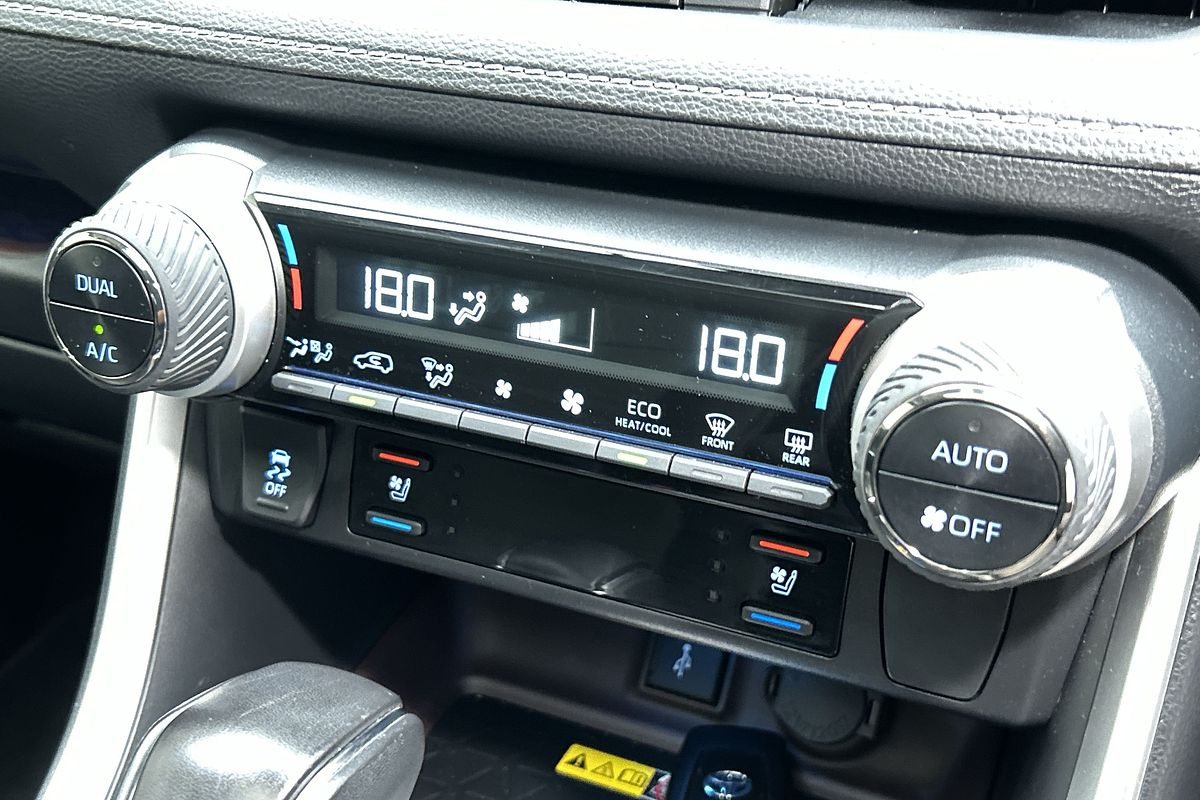 2022 Toyota RAV4 Cruiser AXAH54R