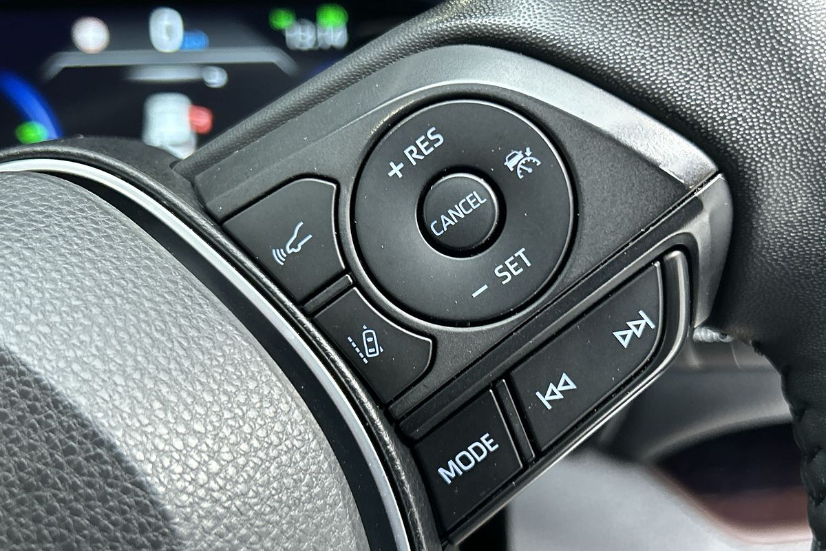 2022 Toyota RAV4 Cruiser AXAH54R