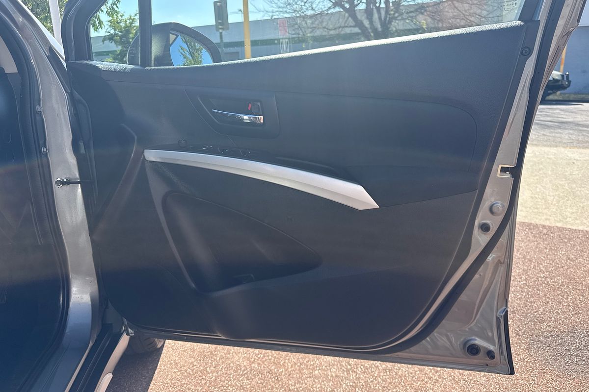 2018 Suzuki S-Cross Turbo JY