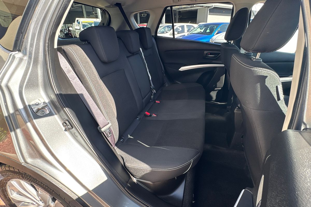 2018 Suzuki S-Cross Turbo JY