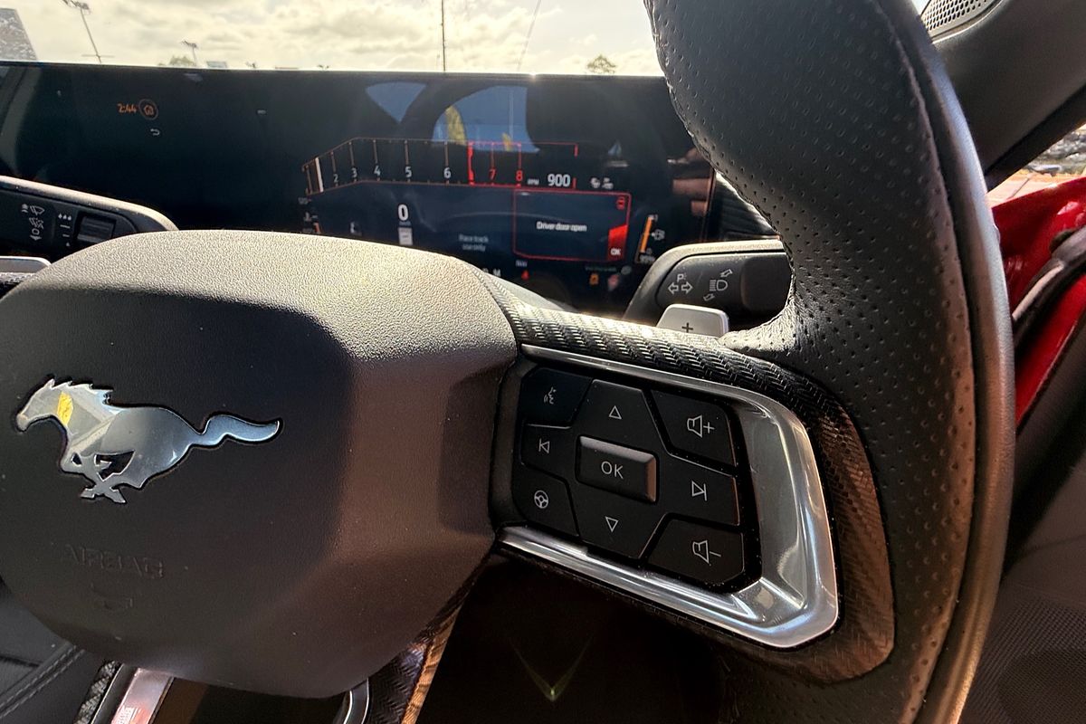 2025 Ford Mustang Ecoboost FO