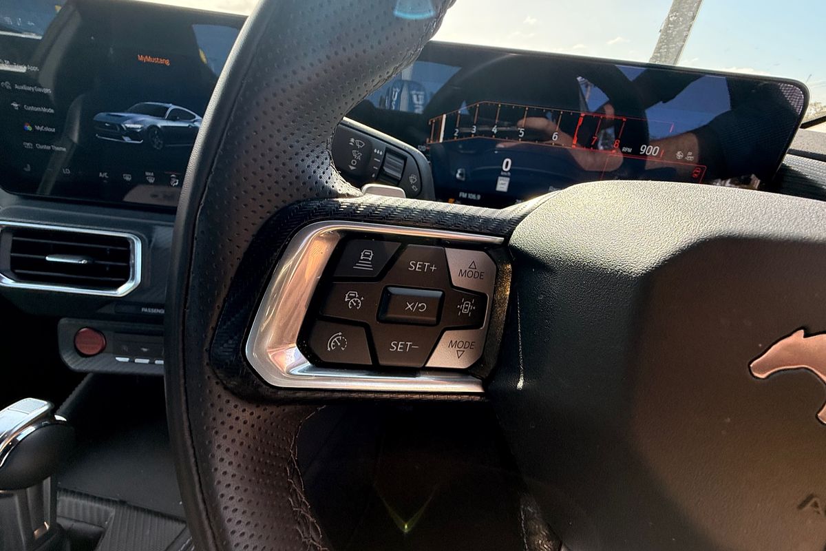 2025 Ford Mustang Ecoboost FO
