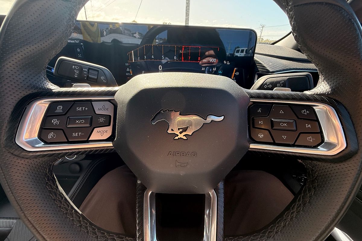 2025 Ford Mustang Ecoboost FO
