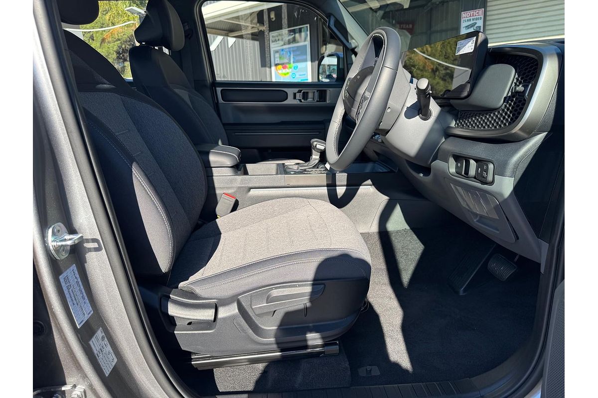 2025 Kia Tasman SX TK 4X4