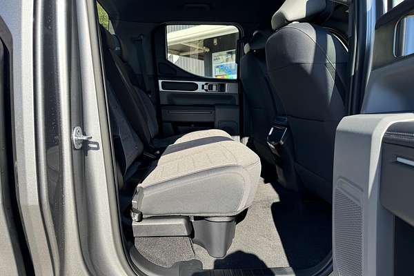 2025 Kia Tasman SX TK 4X4