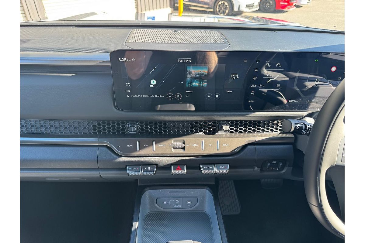 2025 Kia Tasman SX TK 4X4