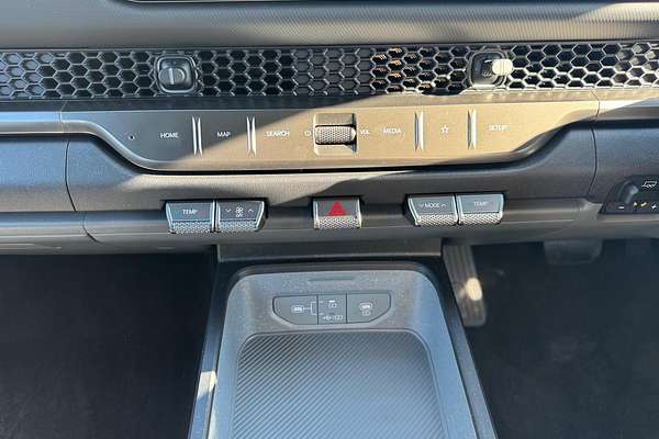 2025 Kia Tasman SX TK 4X4