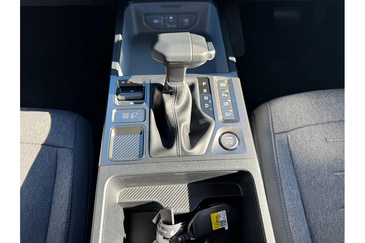 2025 Kia Tasman SX TK 4X4