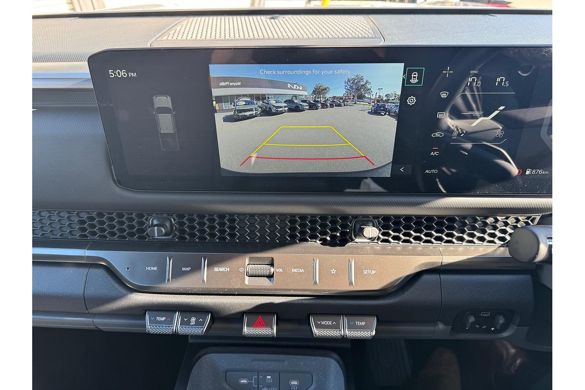 2025 Kia Tasman SX TK 4X4