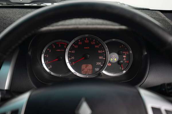 2013 Mitsubishi Triton GLX-R MN 4X4