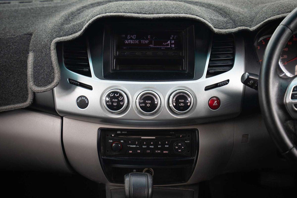 2013 Mitsubishi Triton GLX-R MN 4X4