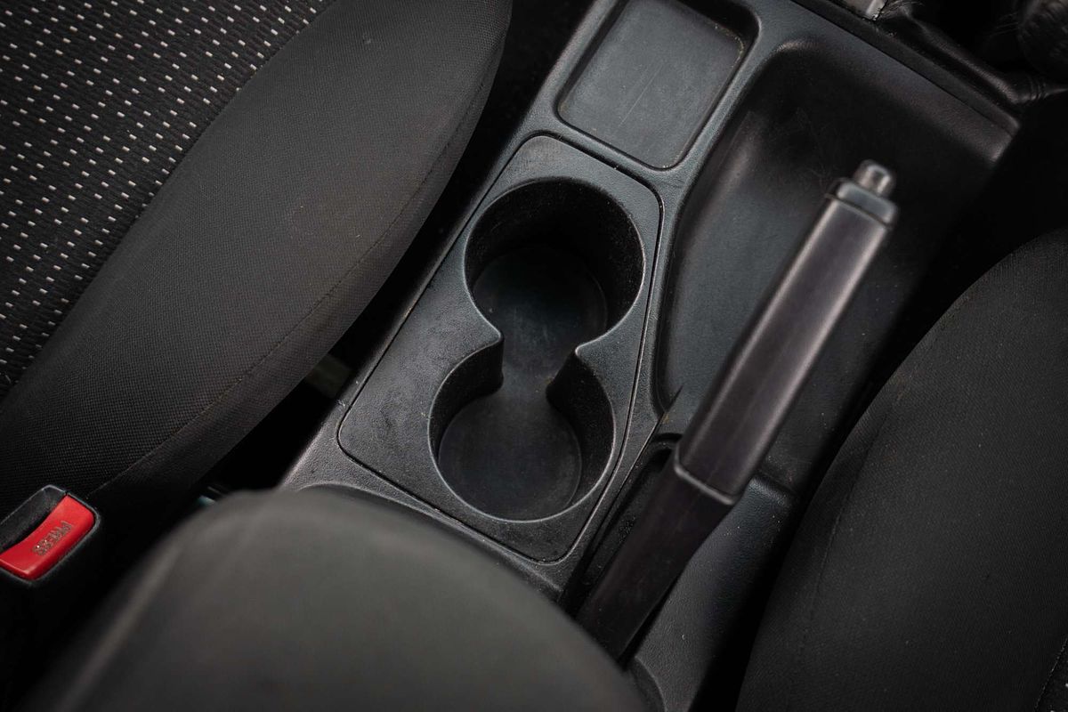 2013 Mitsubishi Triton GLX-R MN 4X4