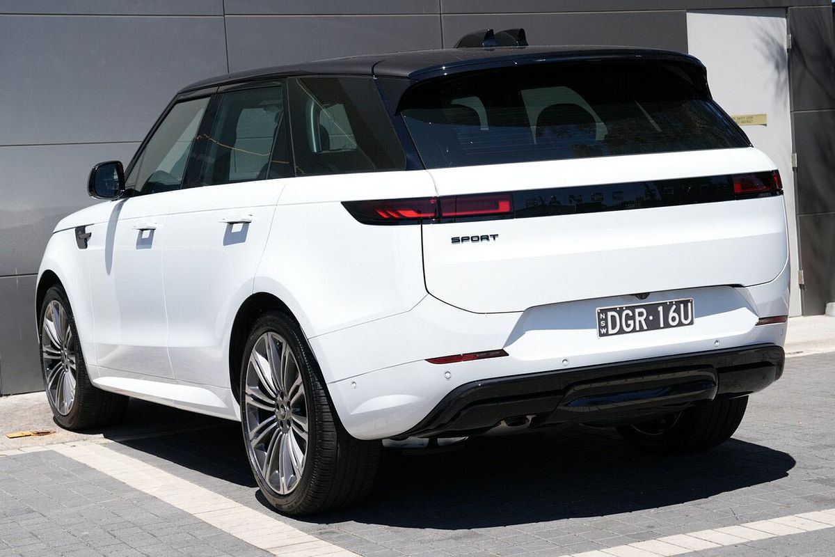 2025 Land Rover Range Rover Sport D250 Dynamic SE L461