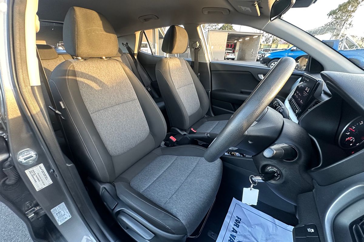 2023 Kia Stonic STONIC S H8W5K461