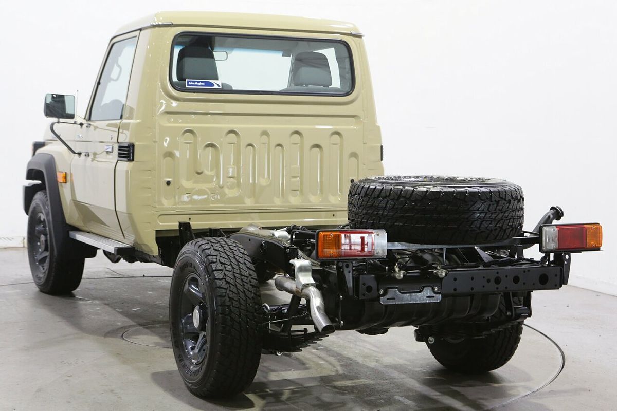 2025 Toyota Landcruiser GXL VDJL79R 4X4