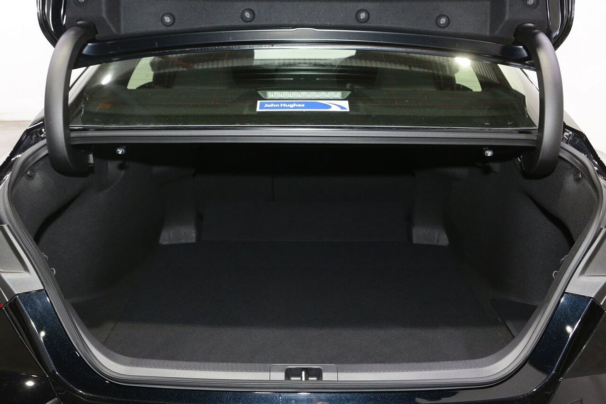 2025 Toyota Camry Ascent AXVH80R