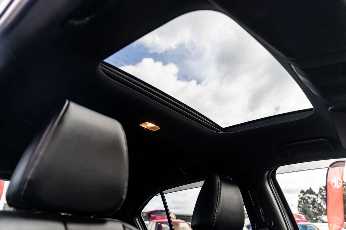 2024 Mitsubishi Eclipse Cross Exceed YB