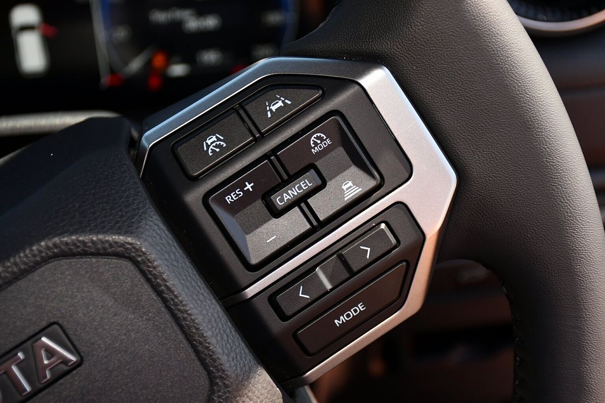 2025 Toyota Landcruiser Prado VX GDJ251R
