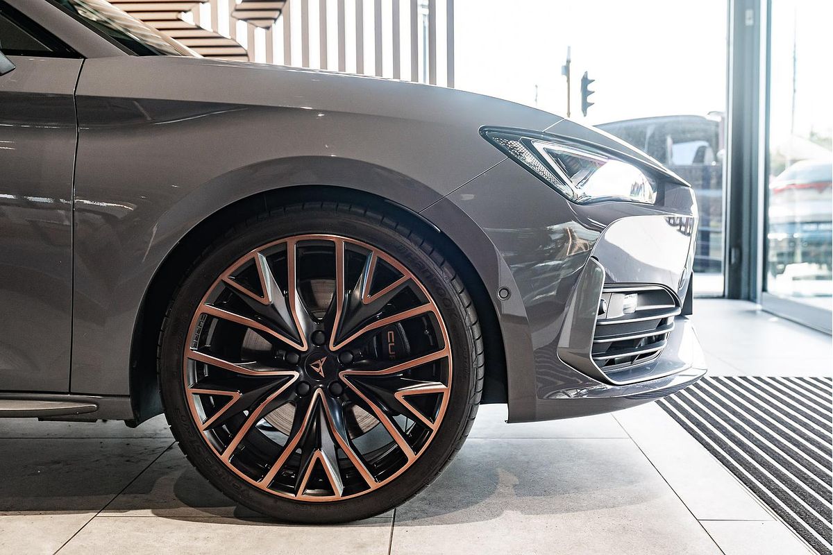 2024 CUPRA Leon VZx KL