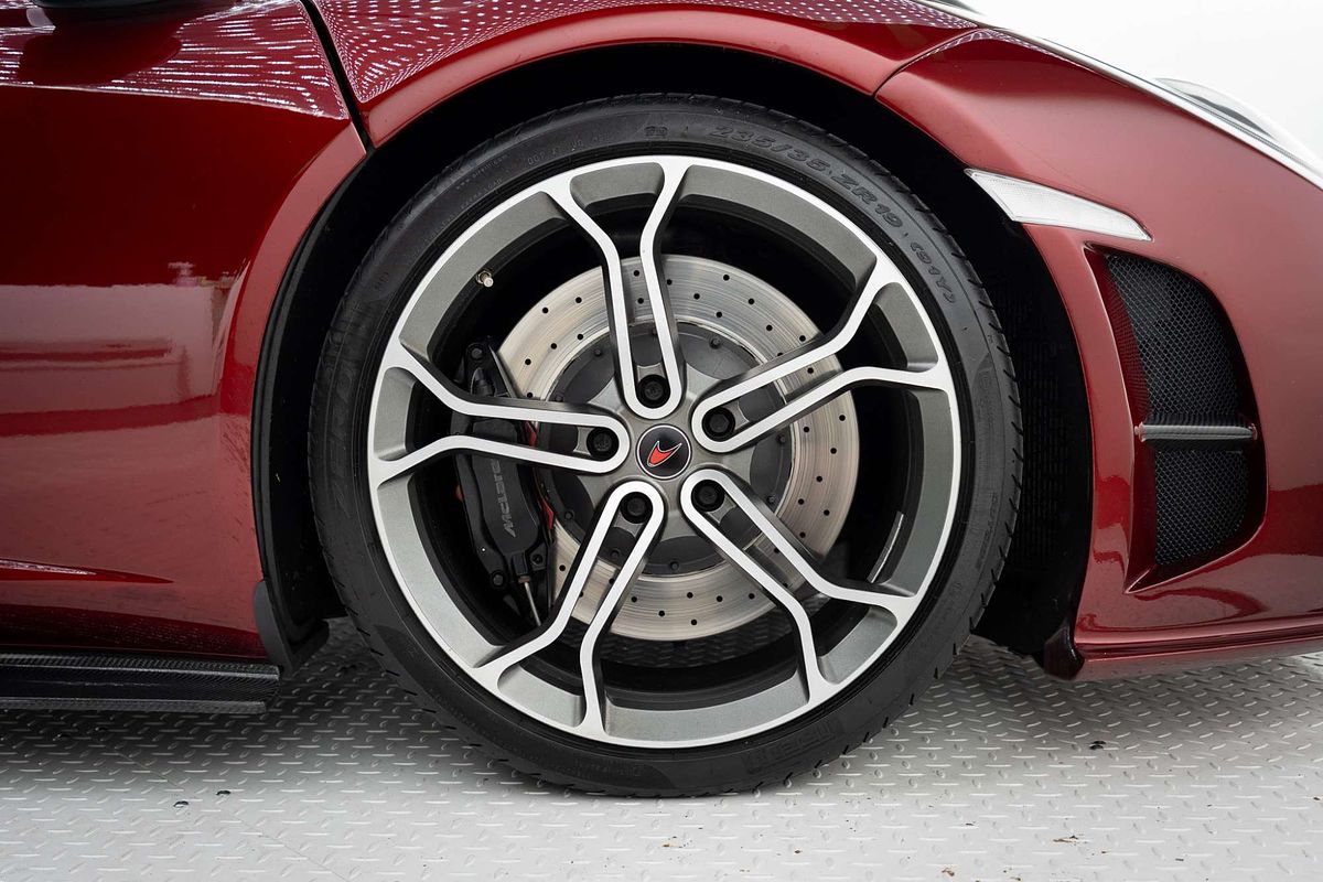 2012 McLaren MP4-12C 12C