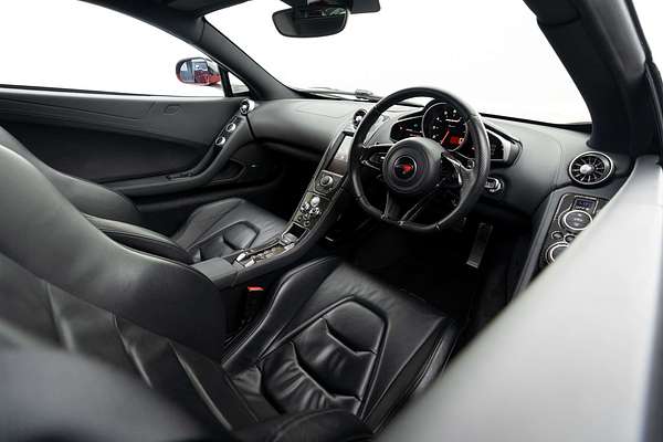 2012 McLaren MP4-12C 12C