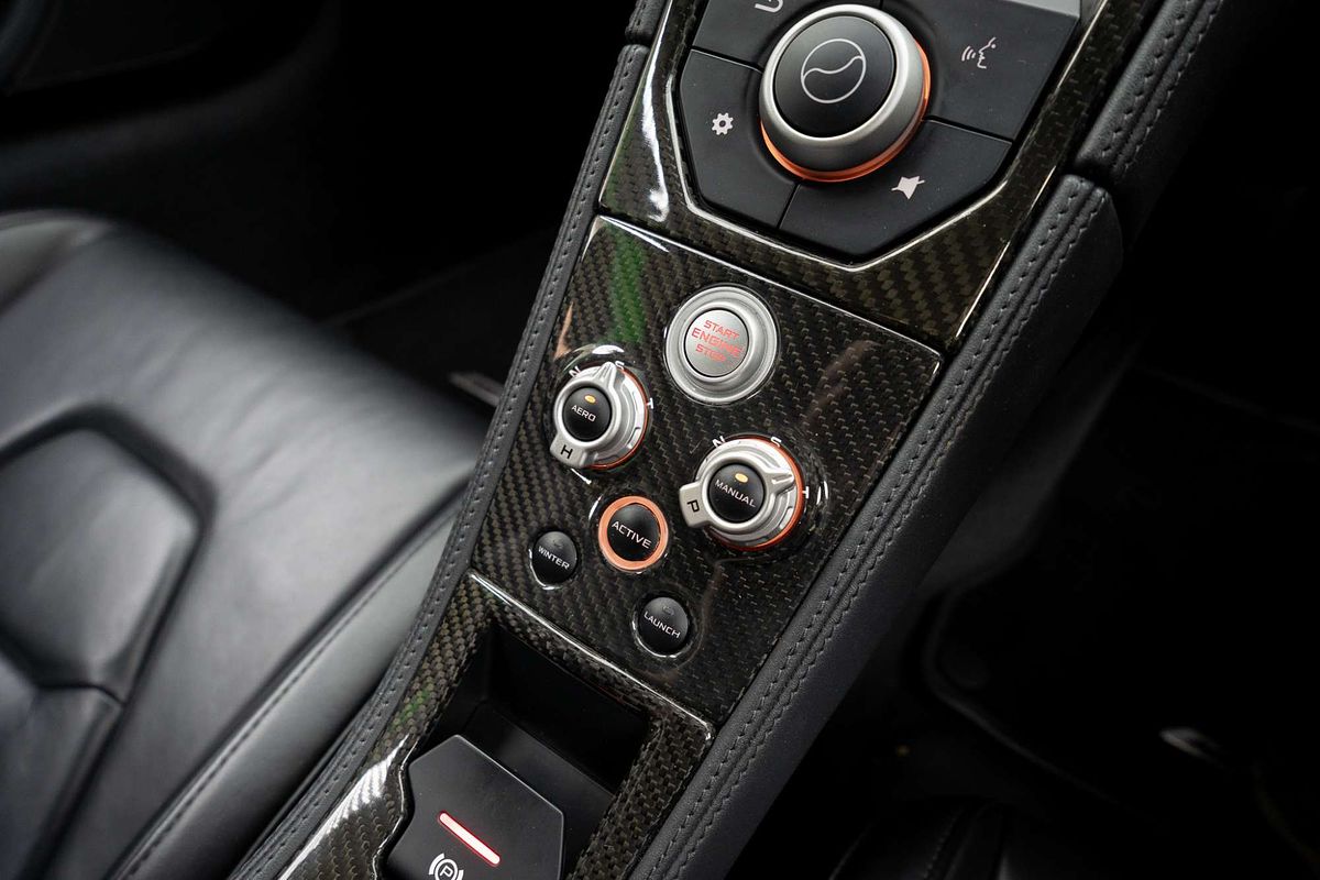 2012 McLaren MP4-12C 12C