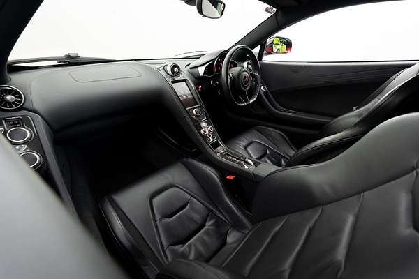 2012 McLaren MP4-12C 12C