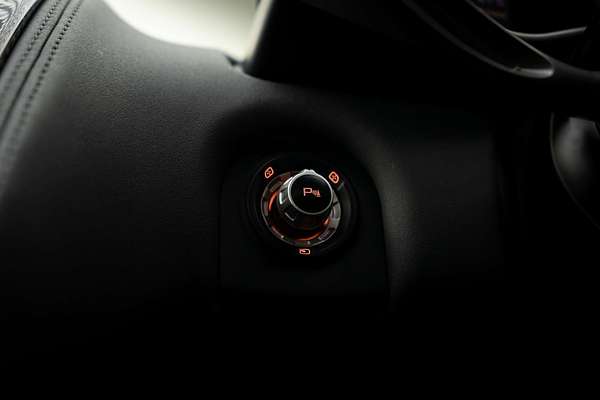 2012 McLaren MP4-12C 12C