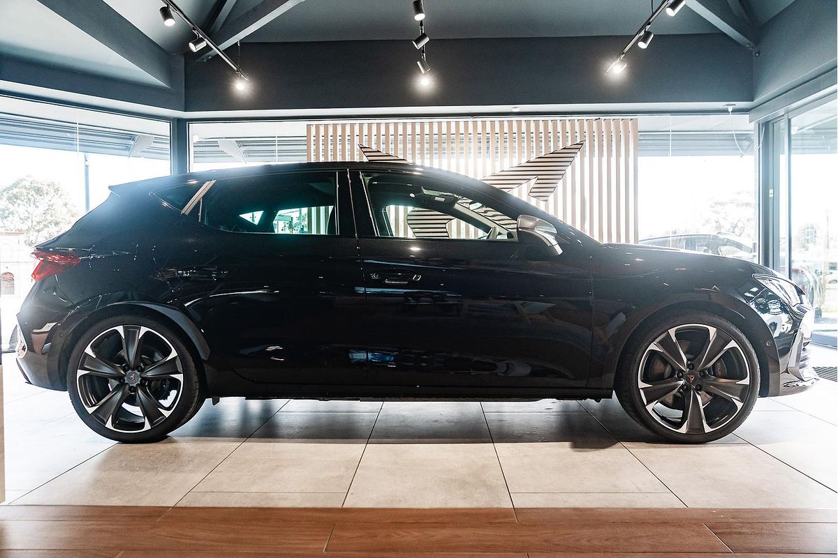 2024 CUPRA Leon VZe KL