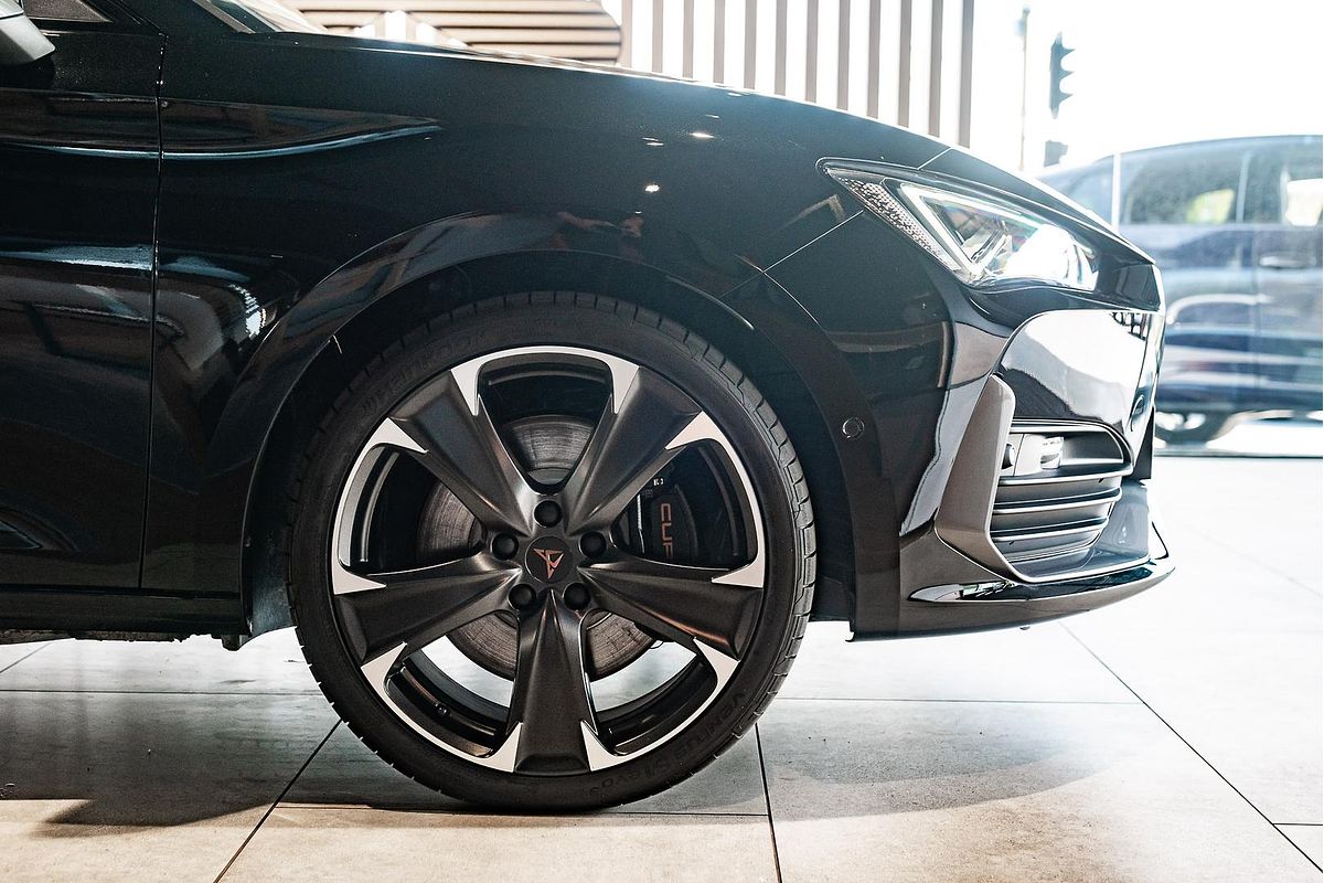 2024 CUPRA Leon VZe KL