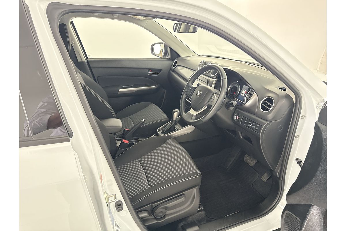 2023 Suzuki Vitara LY Series II