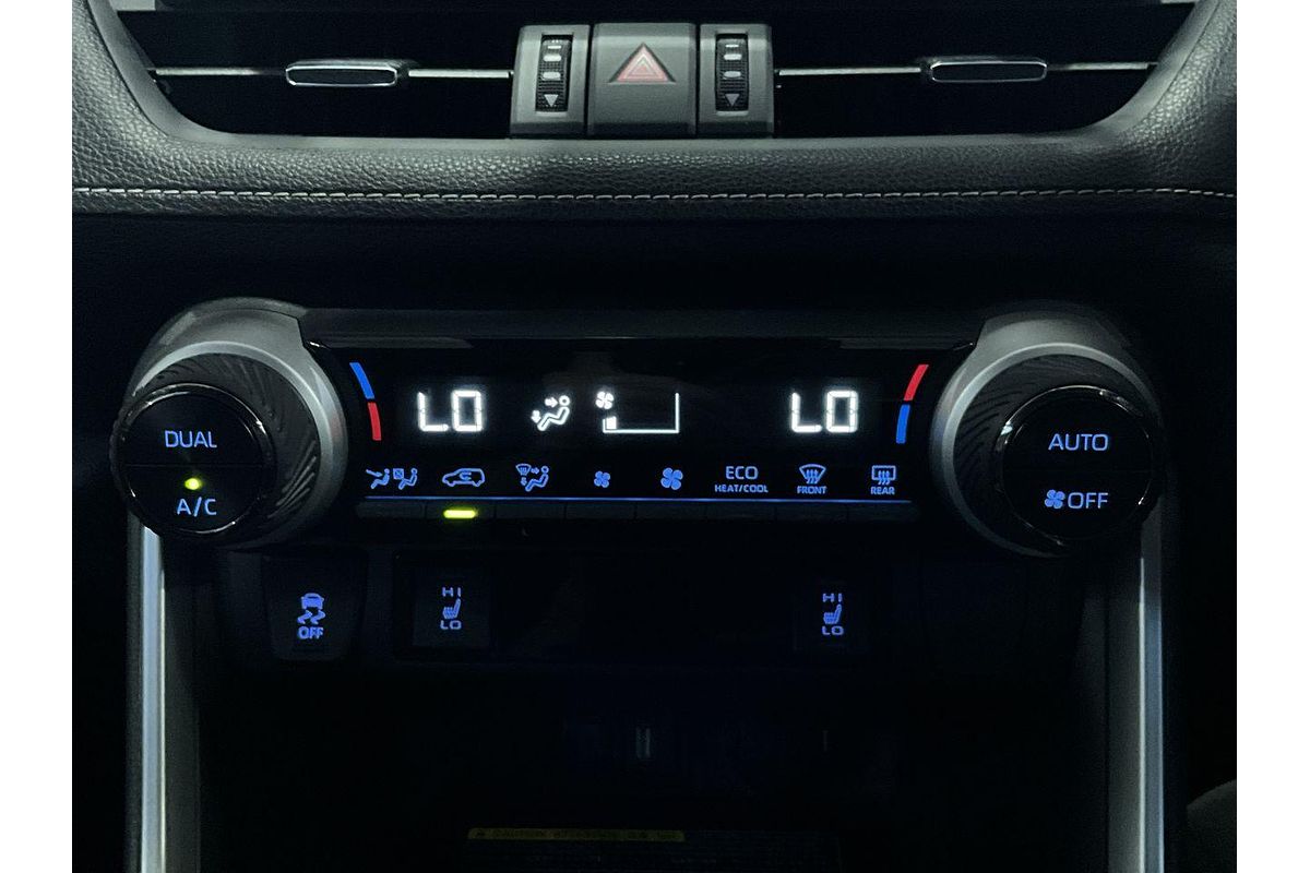 2020 Toyota RAV4 Cruiser AXAH54R