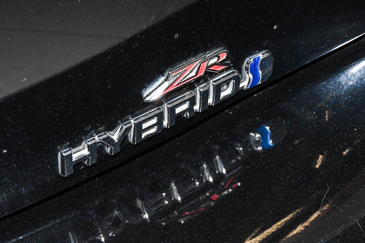 2018 Toyota COROLLA ZR HYBRID ZWE211R