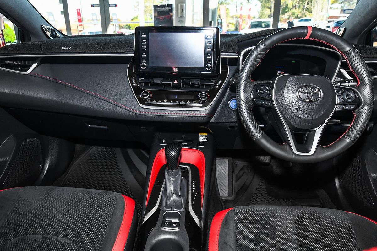 2018 Toyota COROLLA ZR HYBRID ZWE211R
