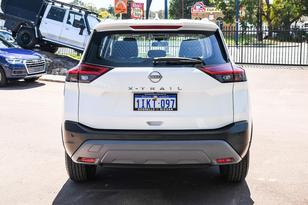 2024 Nissan X-TRAIL ST T33