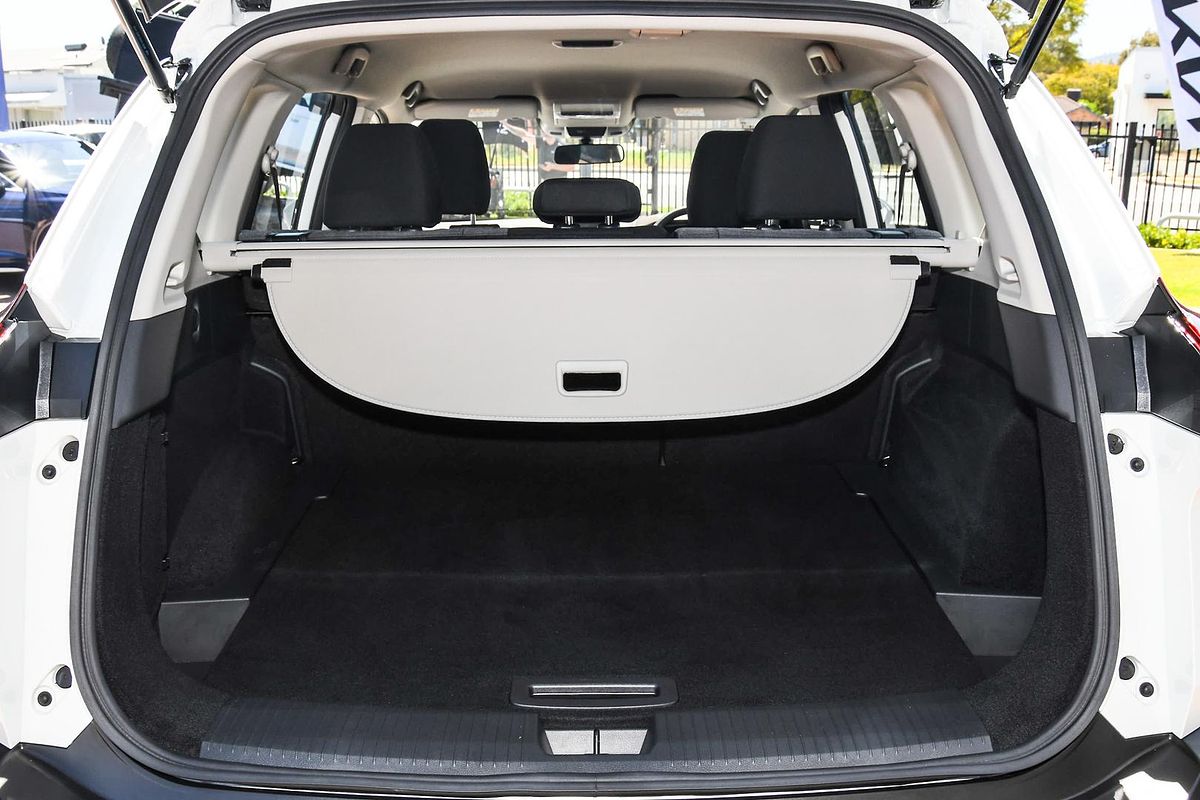 2024 Nissan X-TRAIL ST T33