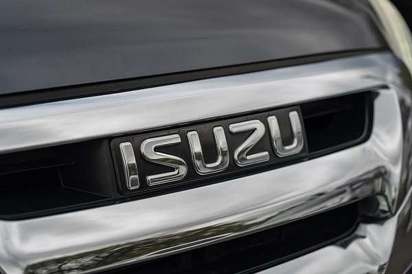 2017 Isuzu MU-X LS-T