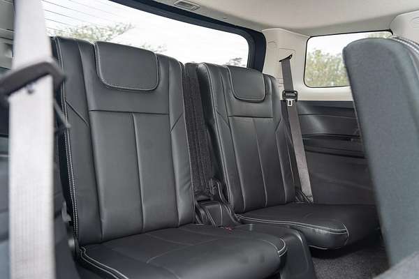 2017 Isuzu MU-X LS-T