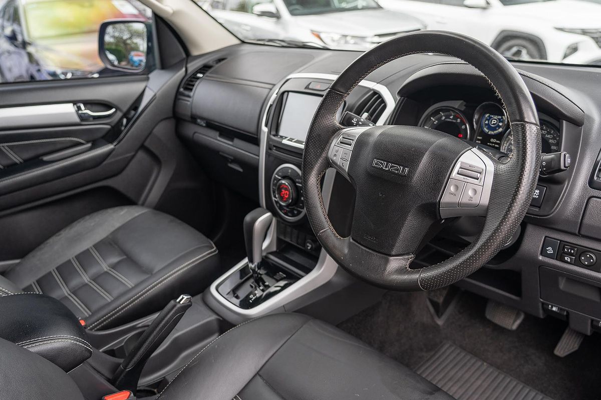 2017 Isuzu MU-X LS-T